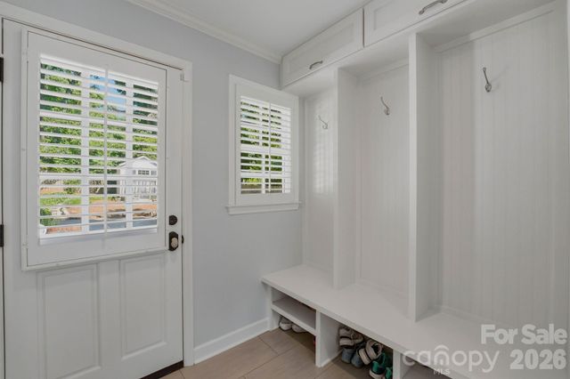 3901 Severn Avenue, Charlotte, NC 28210