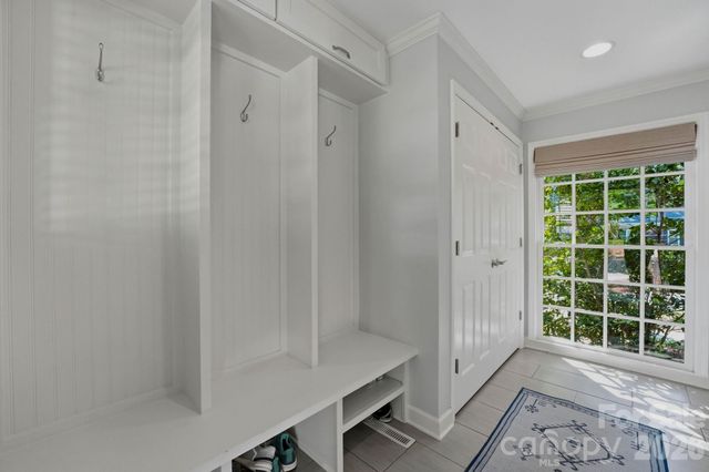 3901 Severn Avenue, Charlotte, NC 28210