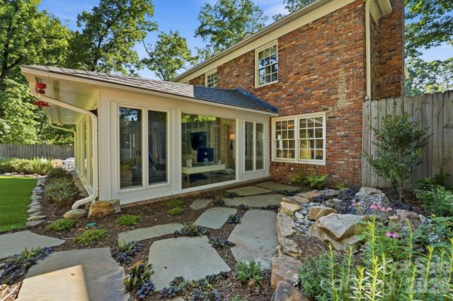 3901 Severn Avenue, Charlotte, NC 28210