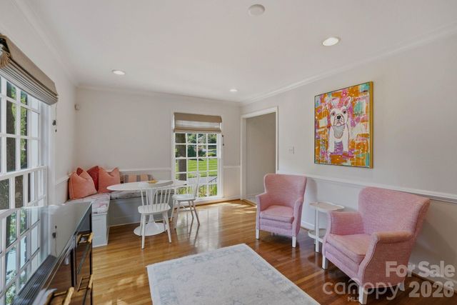 3901 Severn Avenue, Charlotte, NC 28210