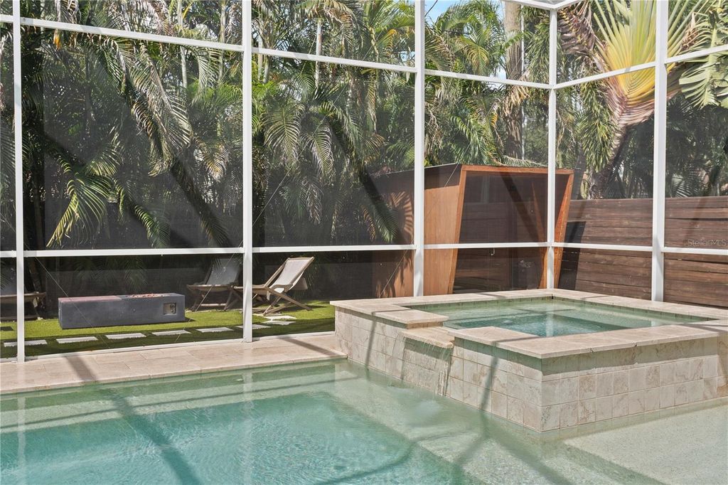 Image 51 of property listing at 3207 W PAUL AVENUE, Tampa, FL 33611