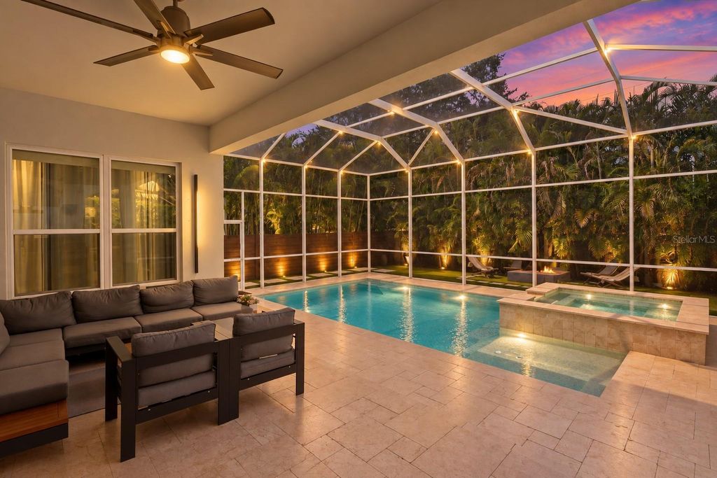 Image 55 of property listing at 3207 W PAUL AVENUE, Tampa, FL 33611