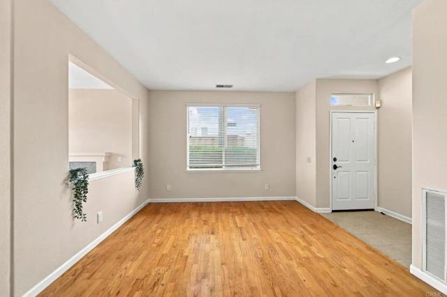 11595 Compass Dr Drive North 8, San Diego, CA 92126