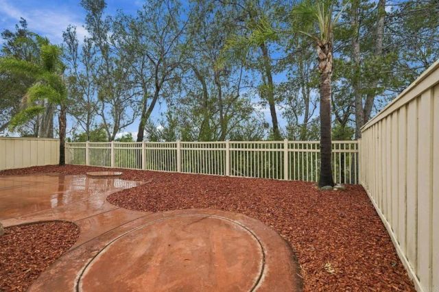 11595 Compass Dr Drive North 8, San Diego, CA 92126