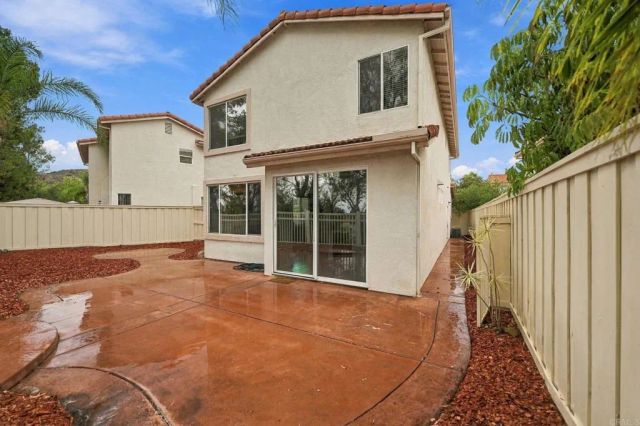 11595 Compass Dr Drive North 8, San Diego, CA 92126