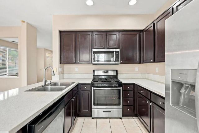 11595 Compass Dr Drive North 8, San Diego, CA 92126