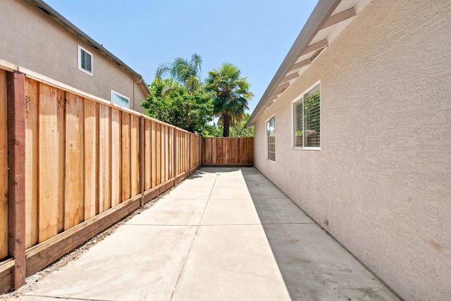1571 Mimosa Street, Hollister, CA 95023