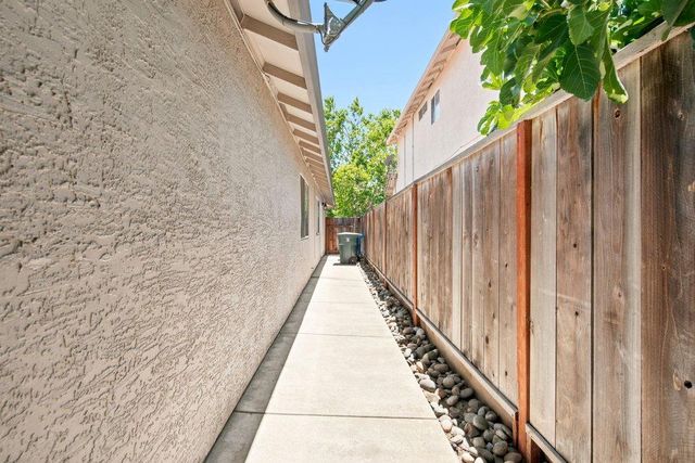 1571 Mimosa Street, Hollister, CA 95023