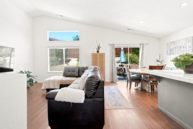 1571 Mimosa Street, Hollister, CA 95023