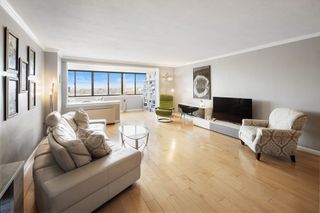 8 Whittier Pl 16B, Boston, MA 02114