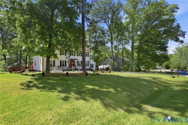 1633 Elmart Ln, Chesterfield, VA 23235