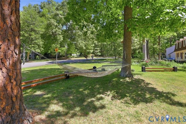1633 Elmart Ln, Chesterfield, VA 23235