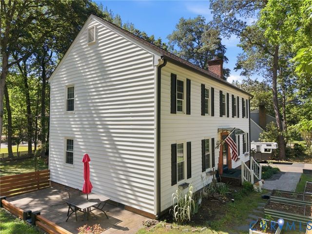 1633 Elmart Ln, Chesterfield, VA 23235