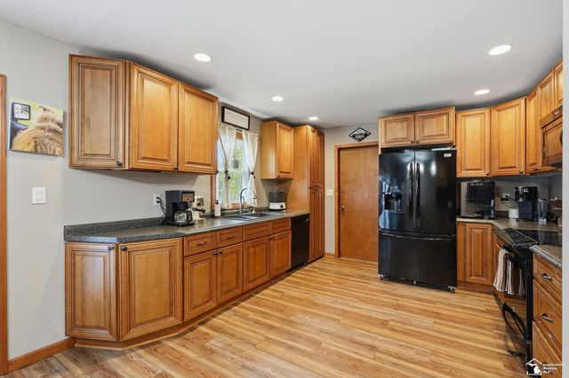 3498 Iroquois Trail, Monroe, MI 48162