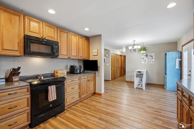 3498 Iroquois Trail, Monroe, MI 48162