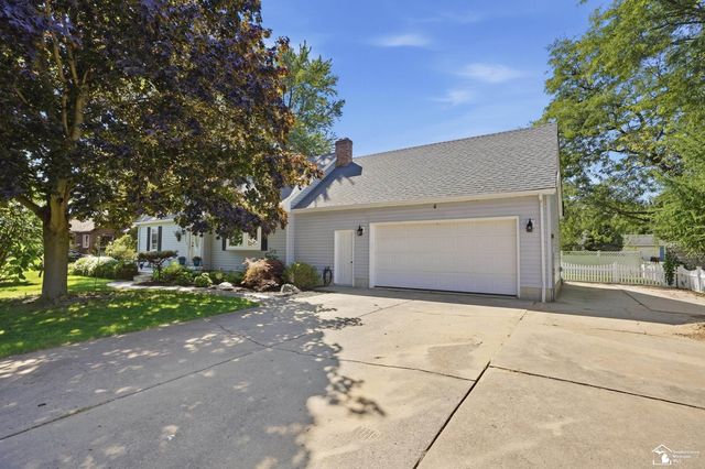 3498 Iroquois Trail, Monroe, MI 48162