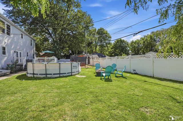 3498 Iroquois Trail, Monroe, MI 48162