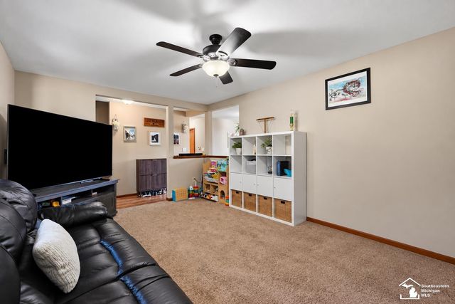 3498 Iroquois Trail, Monroe, MI 48162