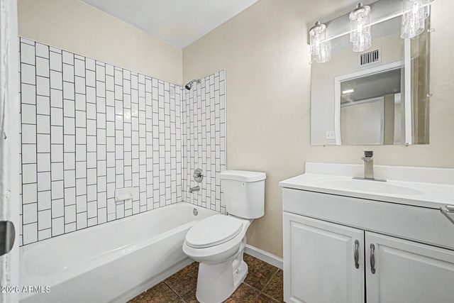 4750 E MORELAND Street, Phoenix, AZ 85008
