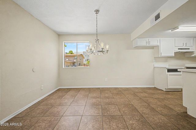 4750 E MORELAND Street, Phoenix, AZ 85008