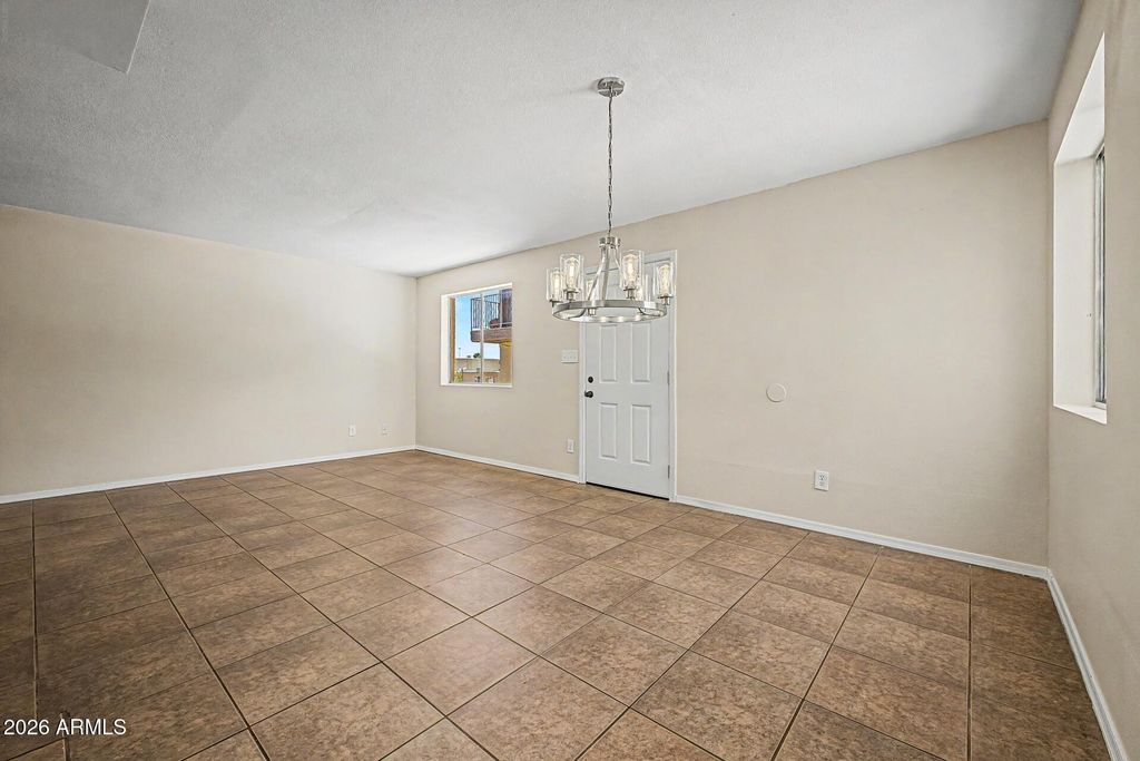 4750 E MORELAND Street, Phoenix, AZ 85008 — photo 2