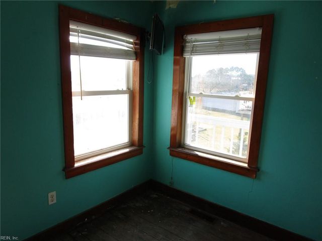 403 Benthall RD, Hampton, VA 23664