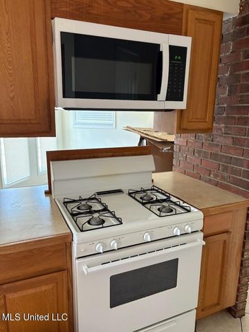 679 Chambers Cove, Biloxi, MS 39530