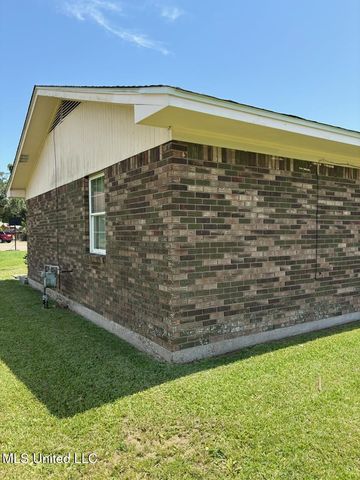 679 Chambers Cove, Biloxi, MS 39530