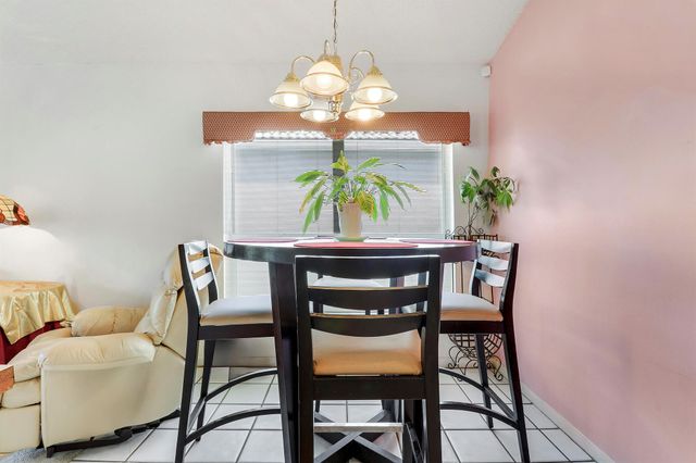 4969 Broadstone Circle, West Palm Beach, FL 33417