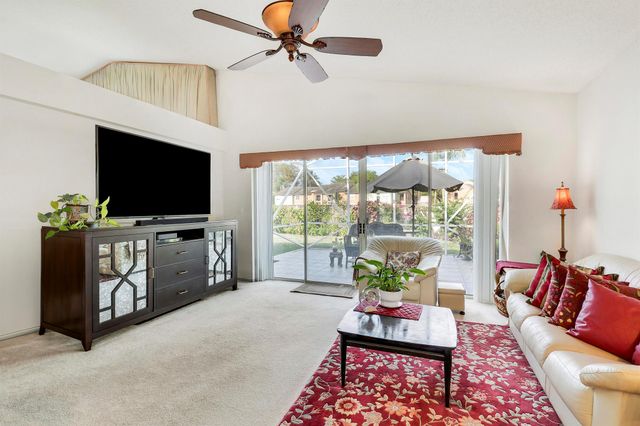 4969 Broadstone Circle, West Palm Beach, FL 33417