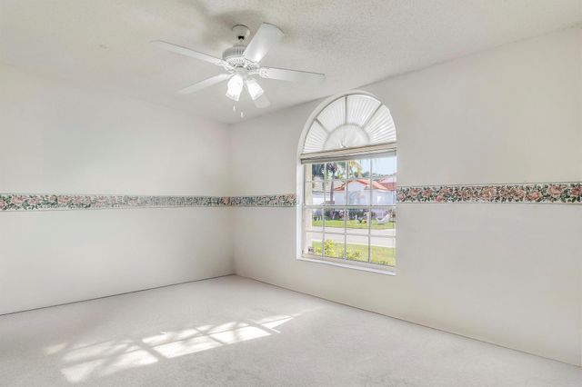 4969 Broadstone Circle, West Palm Beach, FL 33417