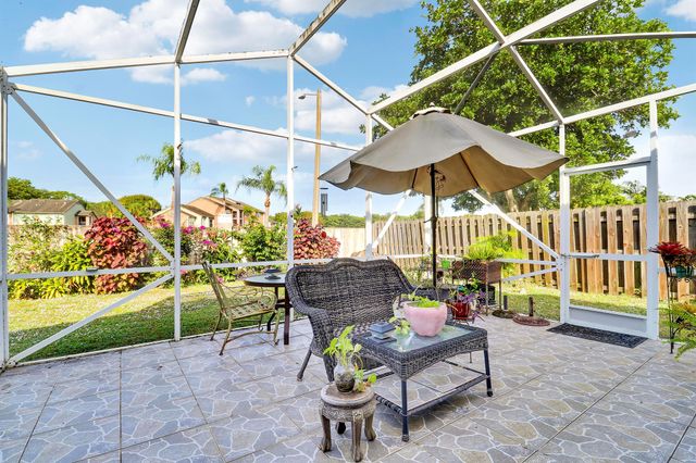 4969 Broadstone Circle, West Palm Beach, FL 33417