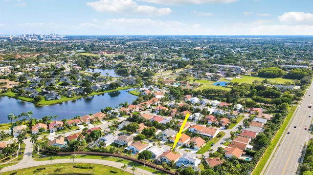 4969 Broadstone Circle, West Palm Beach, FL 33417