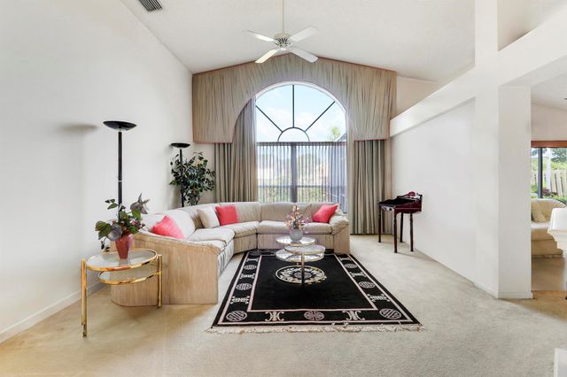 4969 Broadstone Circle, West Palm Beach, FL 33417