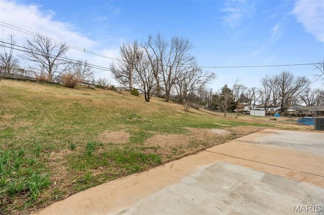4175 Scotch Drive, Bridgeton, MO 63044