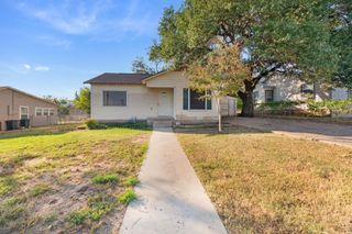 18 Del Norte ST, Lampasas, TX 76550