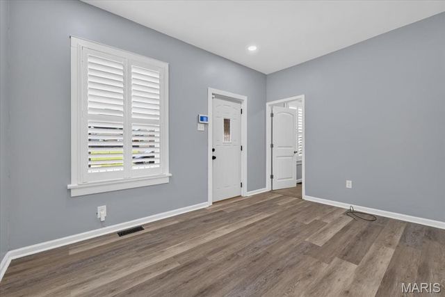 4735 Hannover Avenue, St Louis, MO 63123