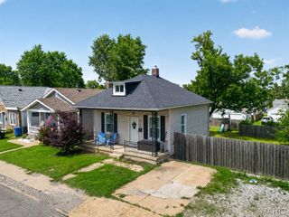 4735 Hannover Avenue, St Louis, MO 63123