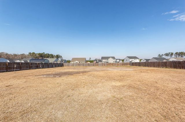 123 Lakelyn Road, Moncks Corner, SC 29461