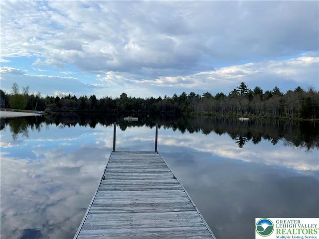 107 Warbler Court, Lehman Twp, PA 18324