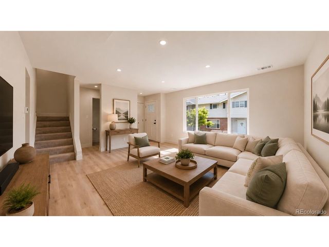 9238 E Mansfield Ave, Denver, CO 80237