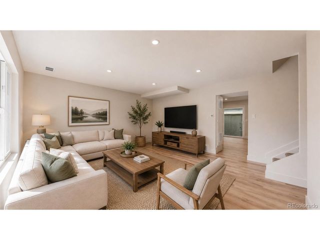 9238 E Mansfield Ave, Denver, CO 80237