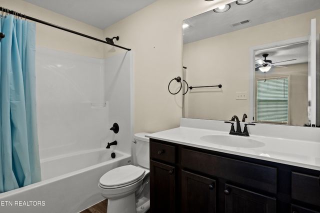 8021 Poplar Grove Lane, Powell, TN 37849