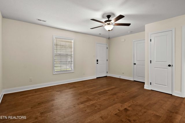8021 Poplar Grove Lane, Powell, TN 37849