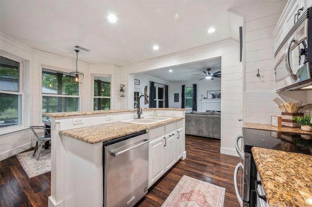 15936 County Road 566, Farmersville, TX 75442