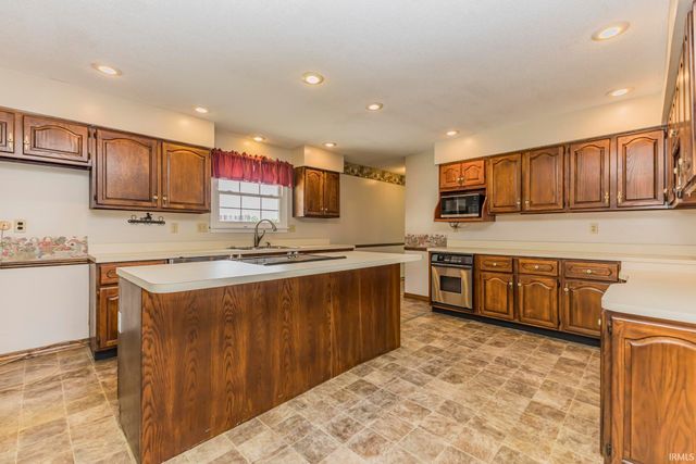 6504 S CR 560 East, Selma, IN 47383