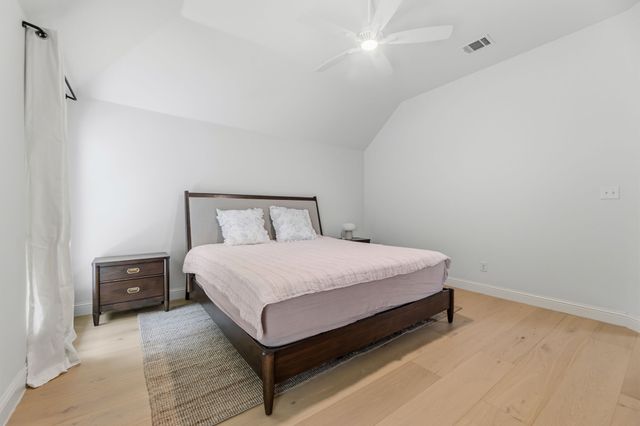 505 Inwood Street, Benbrook, TX 76126