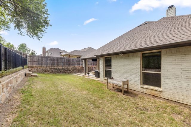 505 Inwood Street, Benbrook, TX 76126