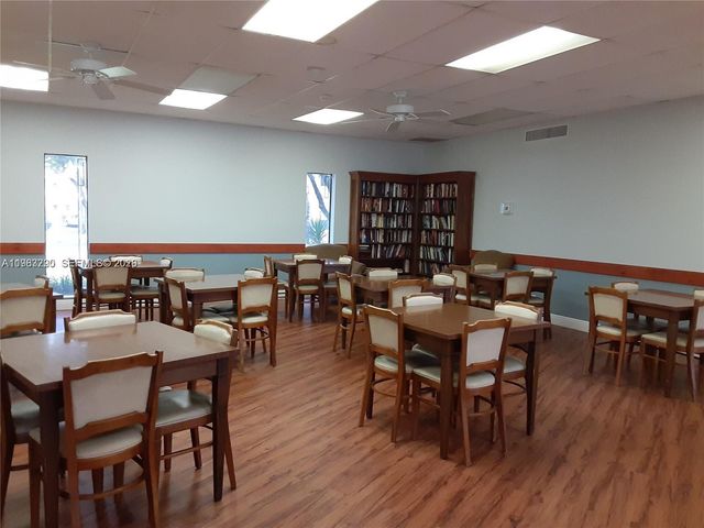 100 Ashbury Rd 102, Hollywood, FL 33024