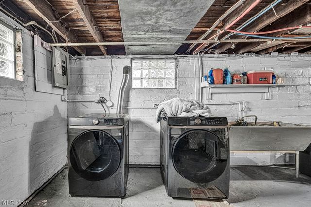 3255 W 115th Street, Cleveland, OH 44111